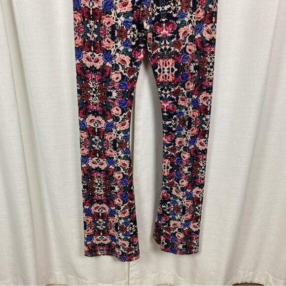 Show Me Your MuMu Sleeping Beauty Floral Bam Bam Bell Pants Sz.L NWT - Picture 12 of 15